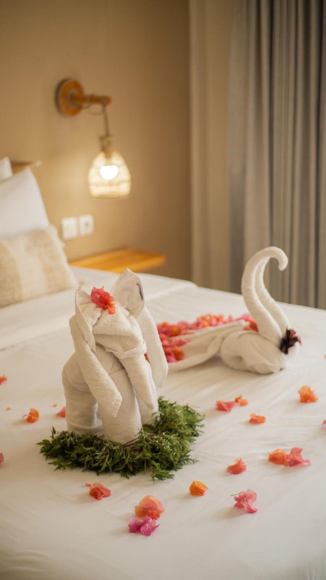 Nucifera Kuta Lombok Apartment ภายนอก รูปภาพ